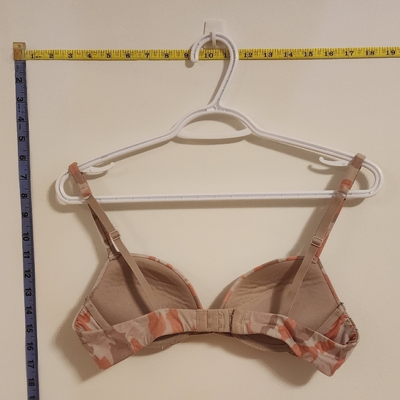 Wireless push up bra - Picture 2 of 3